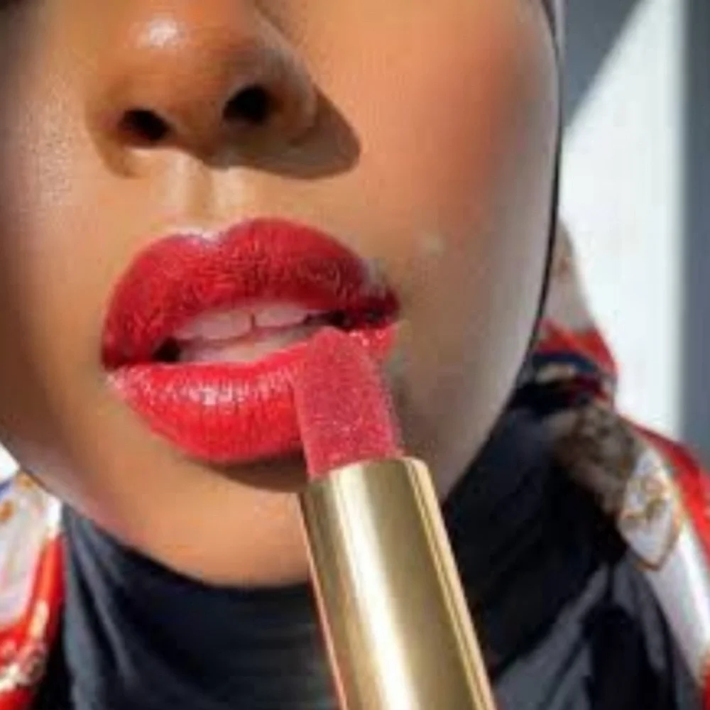 Gucci Glitter  Limited Edition Lipstick- Devotion 515 - Picture 4 of 11